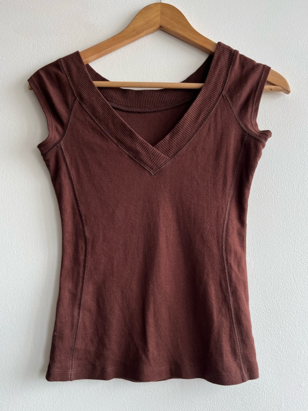 Y2K Vintage Kavio Brown V-Neck Cap Sleeve Cotton Tee Womens Size Small